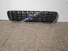 Calandre Volvo S60