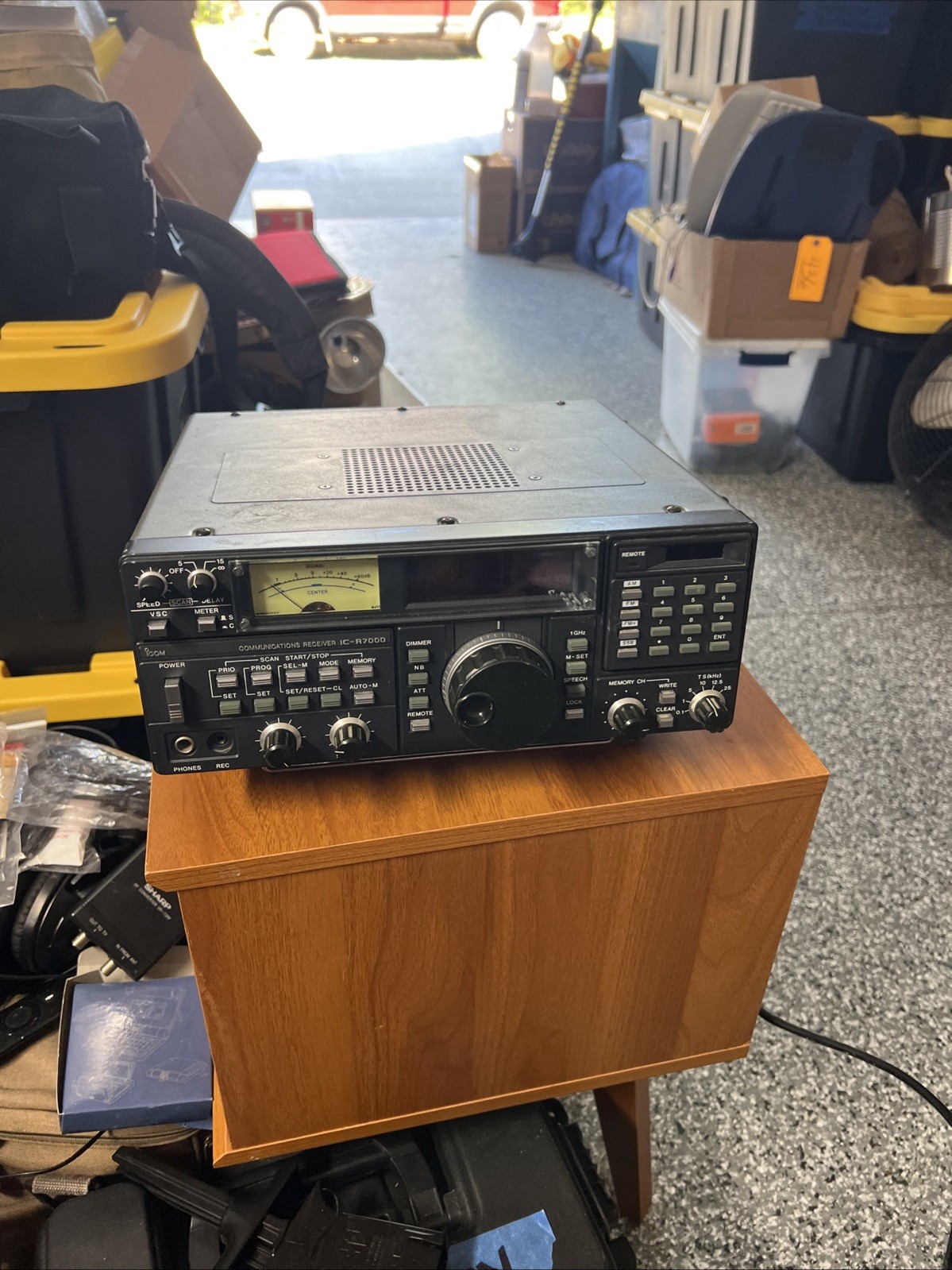 Icom IC-R7000 Communications Receiver Serial#13283 Powers On | eBay