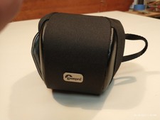 Lowepro Quickcase 100 Compact Digital Camera Pouch / Case - Black