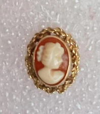Vintage Single Solid 14k Yellow Gold Shell Cameo Earring Pierced Stud 1g
