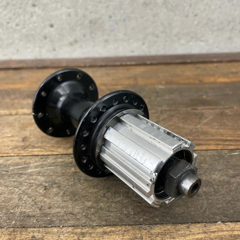 Buje trasero Campagnolo vintage 27h 130 mm 27 orificios Calima 9 velocidades 9s Campy buje libre Foto 3 de 4