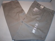 Dockers Men's COLORS Easy Khaki D3 Classic Fit Pants SIZES NWT Flat Front NEW
