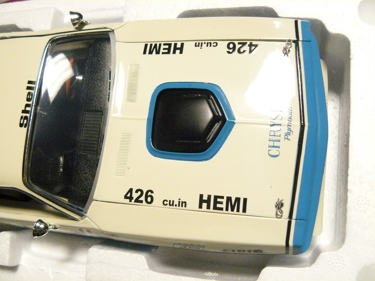 1/18 ( IB ) #42 Chrysler of France, Henri Chemin 1970 Barracuda