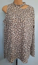 Women's Animal Print Haptics Cold Shoulder Boutique Shirt in Size Small Sku #21