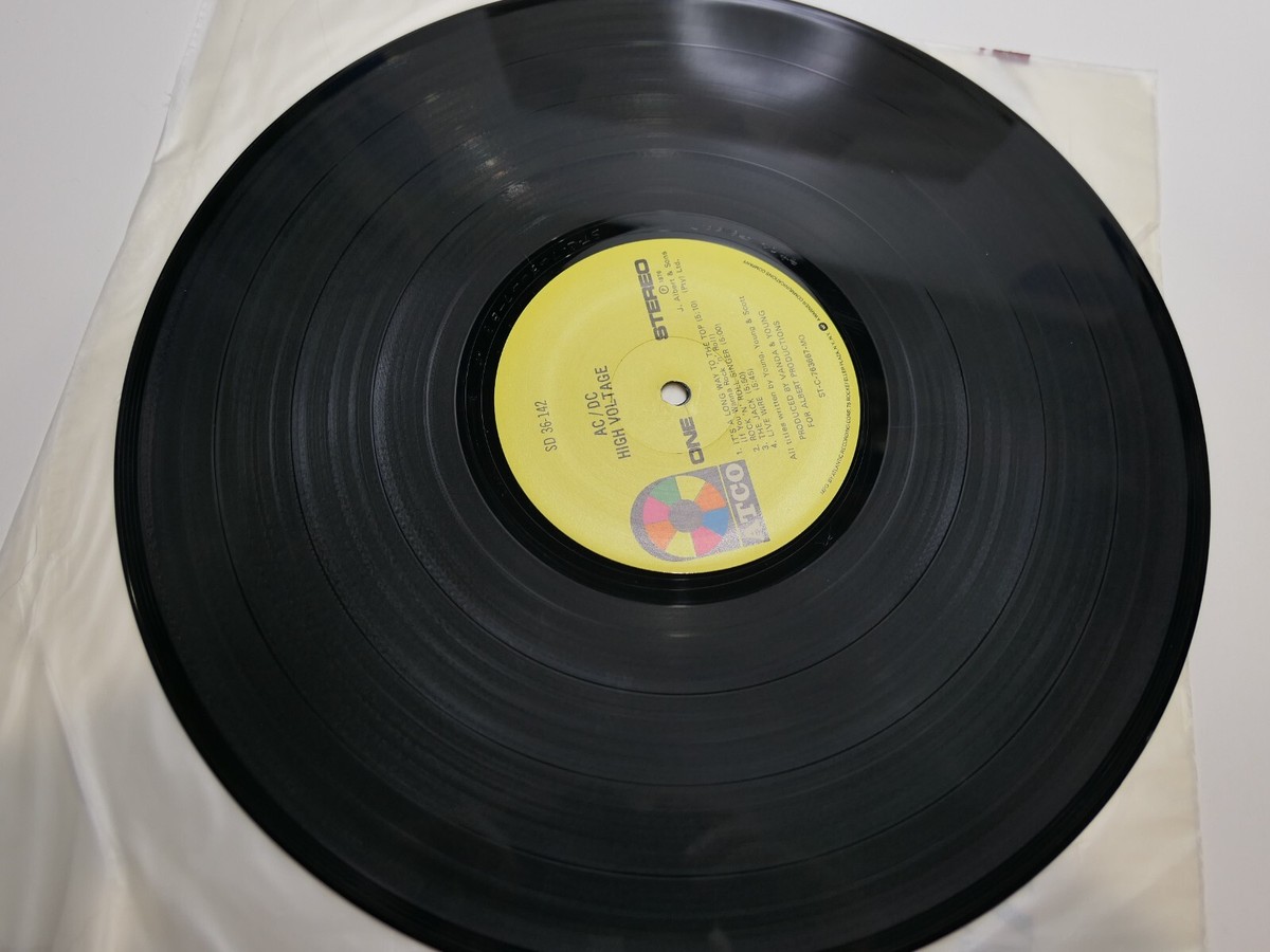 AC/DC – High Voltage / 1976 ATCO Records – SD 36-142 Vinyl