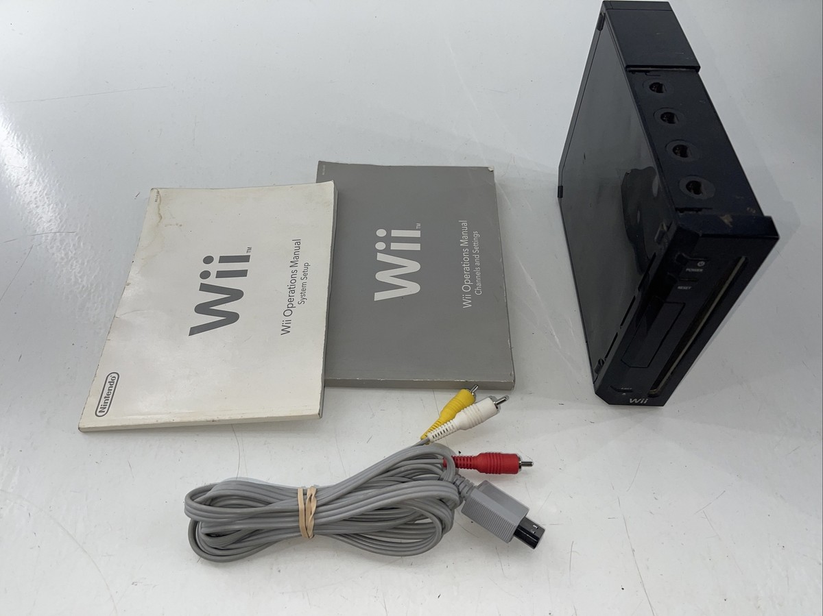 Nintendo Wii white Console RVL-001 - GameCube Compatible
