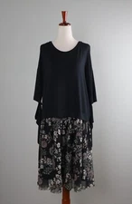 COMFY USA NWT $148 Soft Stretch Mesh Floral Skirt Slit Sleeve Dress Size Medium