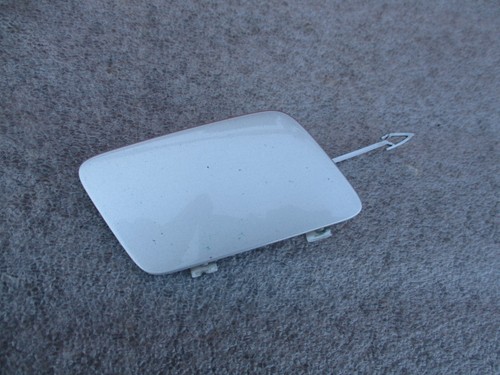 AUDI A6 2009 2010 CUBIERTA DE PARACHOQUES DELANTERO CUBIERTA DE GANCHO DE REMOLQUE OEM - Imagen 2 de 5