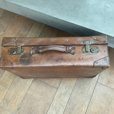 Antiker Reisekoffer über 100 Jahre alt