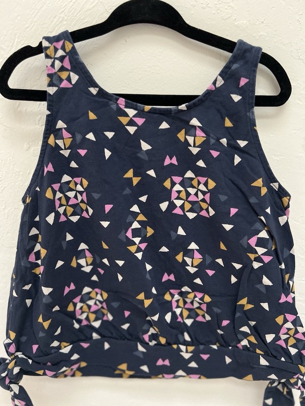 Patagonia Girls' Kamala Tank Top Size Small/8 Navy Blue Triangle Print