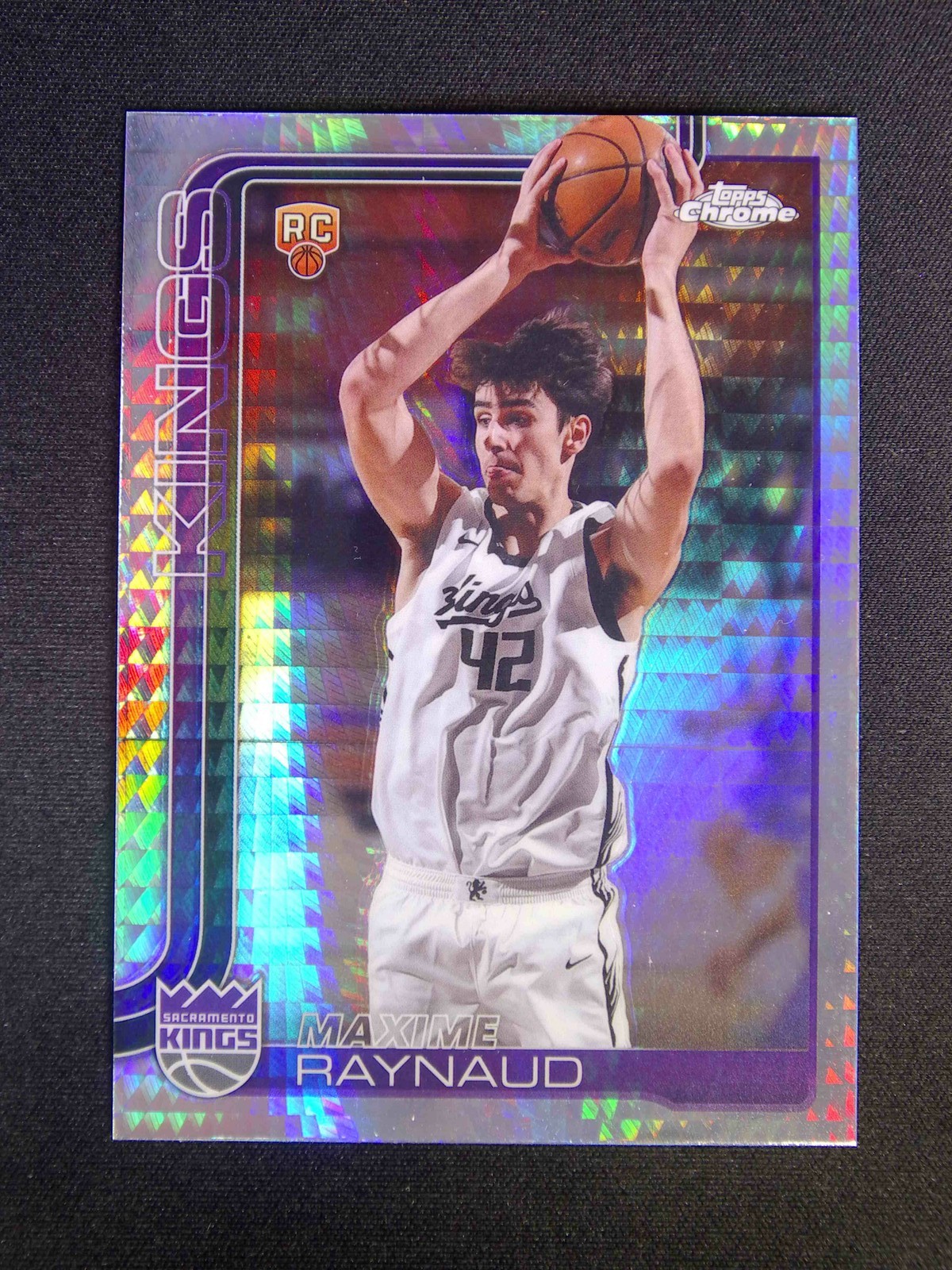 2025-26 Topps Chrome Maxime Raynaud #293 RC Rookie Prism Refractor