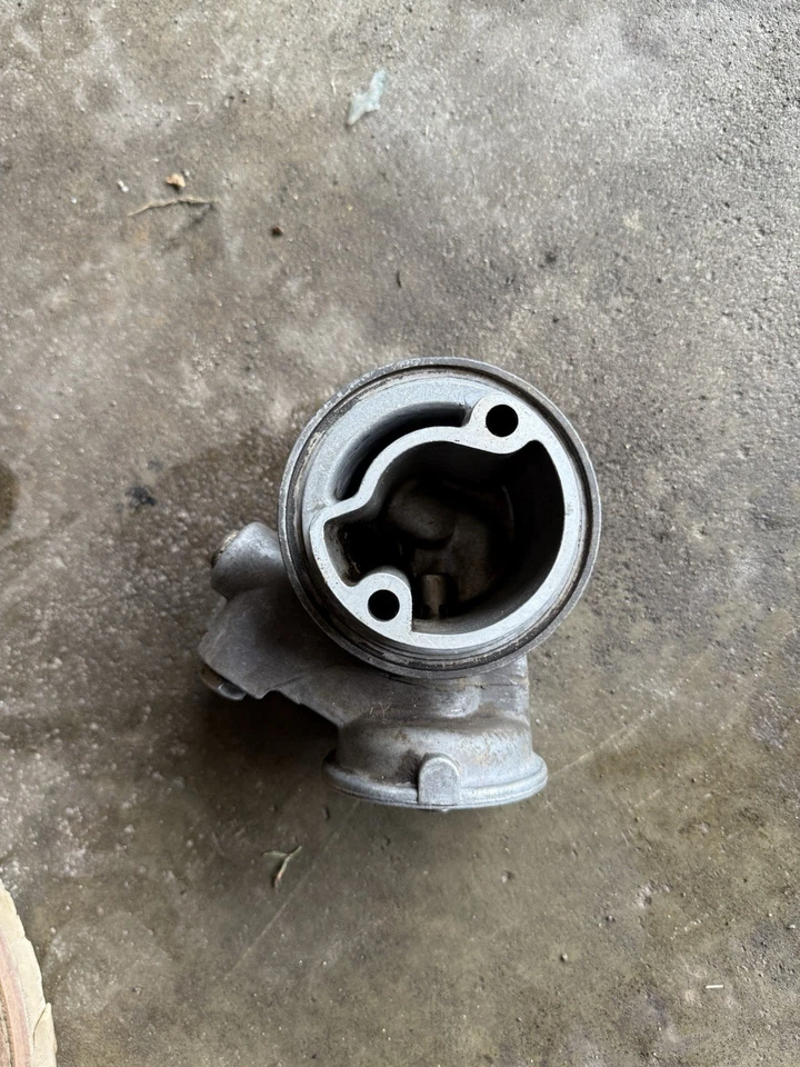 90 91 92 93 94 95 96 97 98 CHEVROLET K1500 5.7L OIL FILTER ADAPTER 12553036 OEM - Image 4 of 4