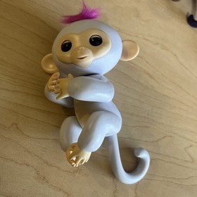 WowWee Fingerling Interactive Electronic Toy Lot of 6 Sloth Unicorn monkey