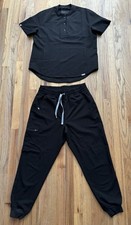 FIGS Scrubs Set Gidya Henley Top  Zamora Jogger Pants Womens Size Medium Black
