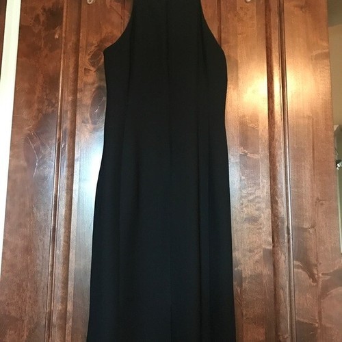Black cocktail dress, size 12 (runs very small), by Evan Picone. Knee length - Picture 3 of 4