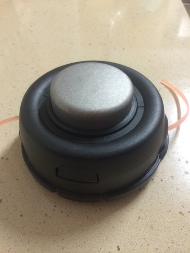 Heavy Duty & Tap n Go Whipper Snipper Head - Picture 2 of 8