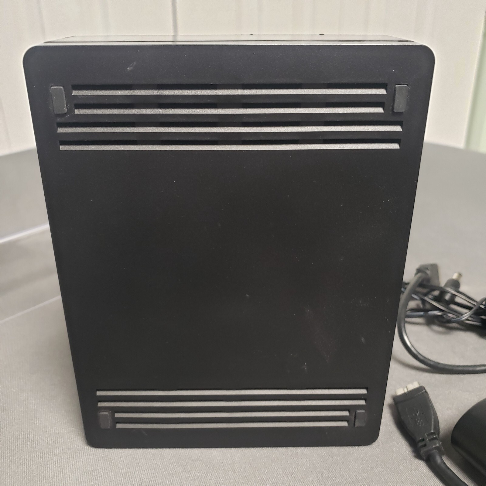 Toshiba - External Hard Drive - 2 Tbyte w/ cord-image