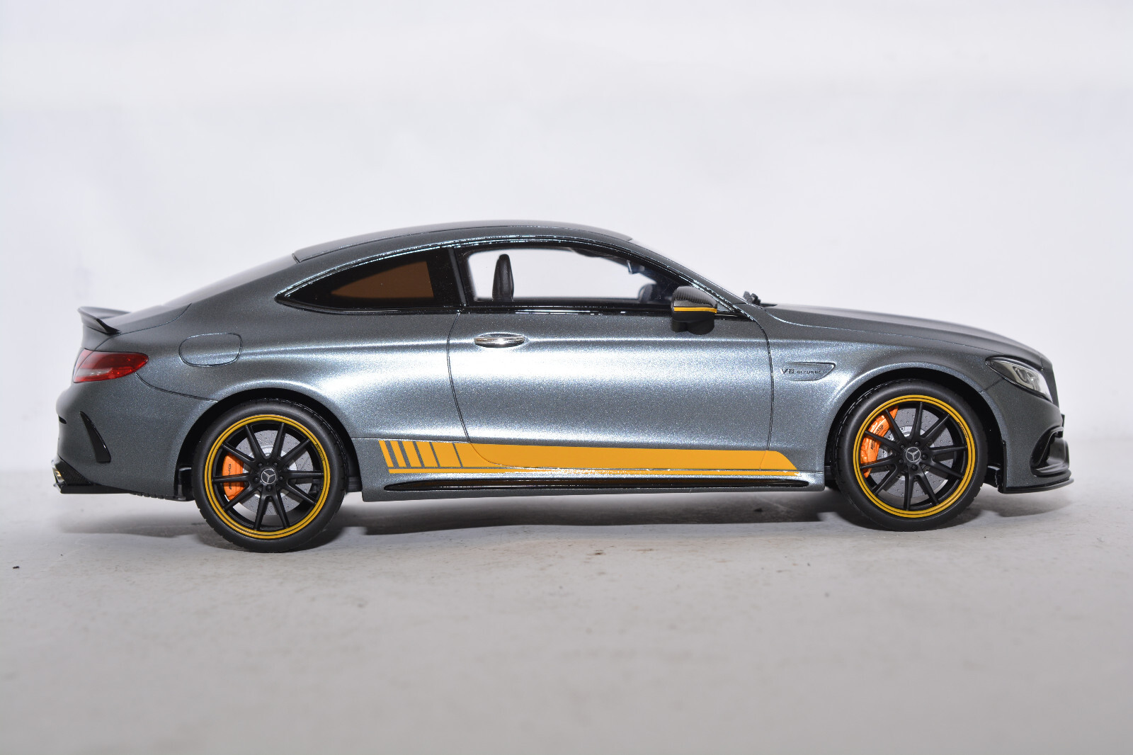 MERCEDESBENZ C63 S AMG COUPE EDITION 1 GREY 118 GTSPIRIT DEALER