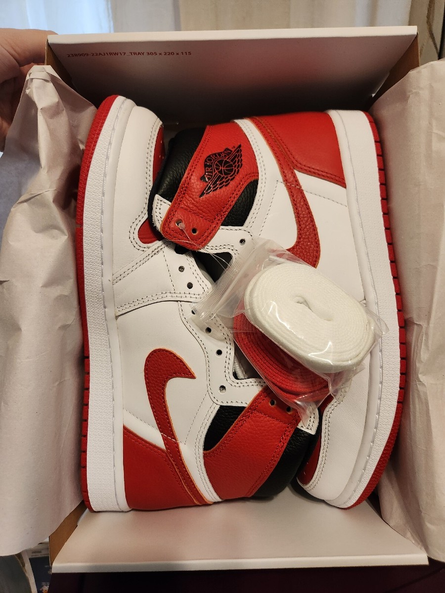 ユウ Nike Air Jordan 1 Heritage Retro High OG White University Red