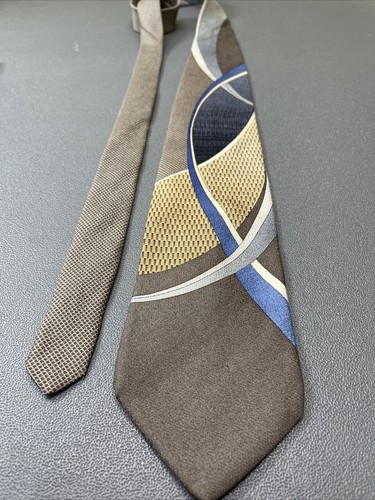 Croft & Barrow Men’s Necktie Brown Blue Gray & Tan Abstract Art 100% Silk Tie - Picture 2 of 12
