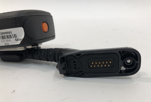 Genuine Motorola PMMN4084A Remote Speaker Microphone w/ Thumb Screw - Picture 3 of 5