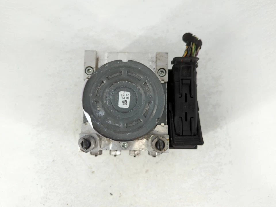 Módulo de control de bomba ABS Ford Mustang 2015-2015 HY0T2 Foto 3 de 4