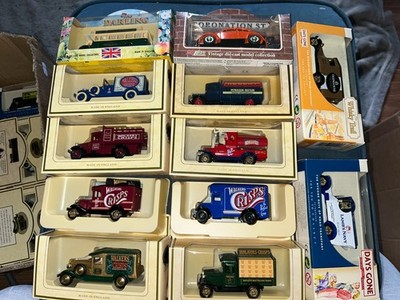 Bundle of 12 x Lledo diecast vintage model vehicles Lot 3