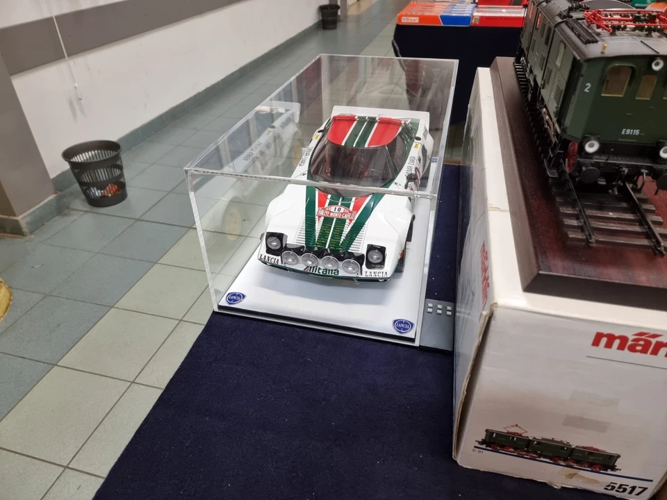 Kit LANCIA STRATOS 1/8 USCITE 110 - Immagine 4 di 4