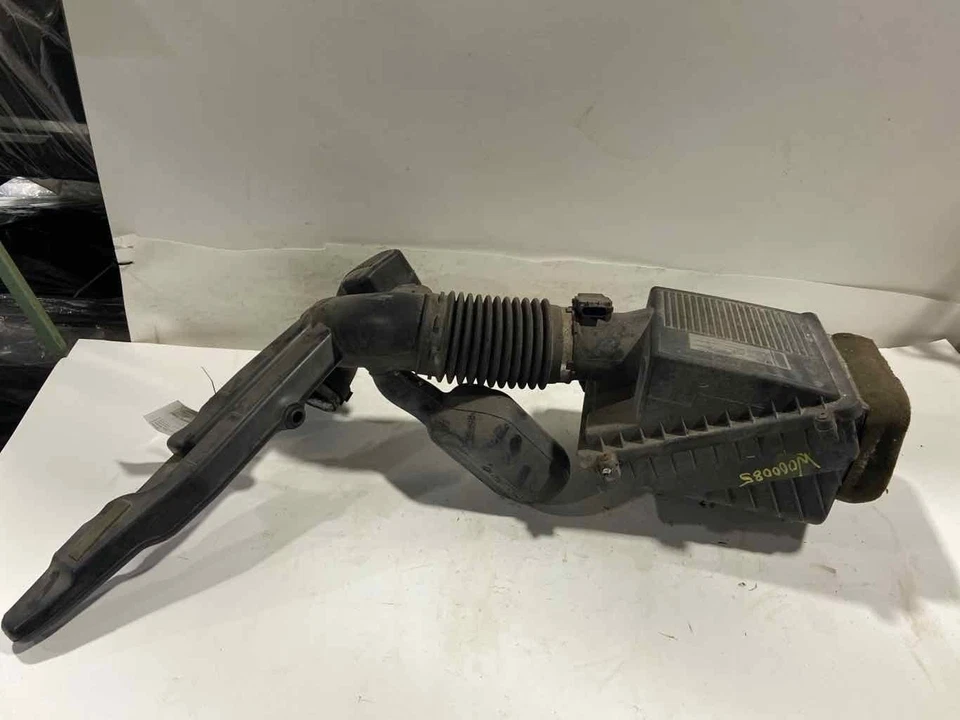 09 10 11 12 13 GMC SIERRA 1500 purificador de aire Foto 3 de 3