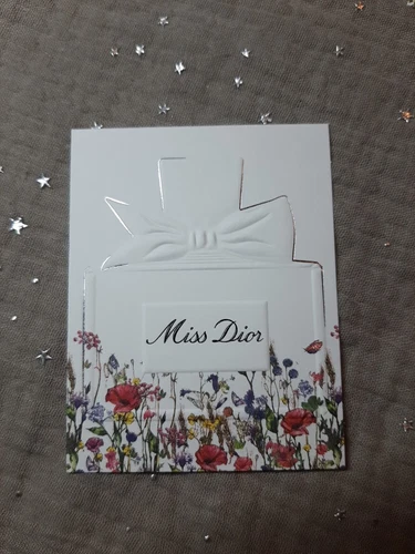 Carte Parfumée Perfume Card . C. Dior Miss dior
