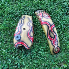 The Fiberglass Works Gas Tank And Fender Set Triumph Chopper Tracker... The Fiberglass Works Gas Tank And Fender Set Triumph Chopper Tracker...