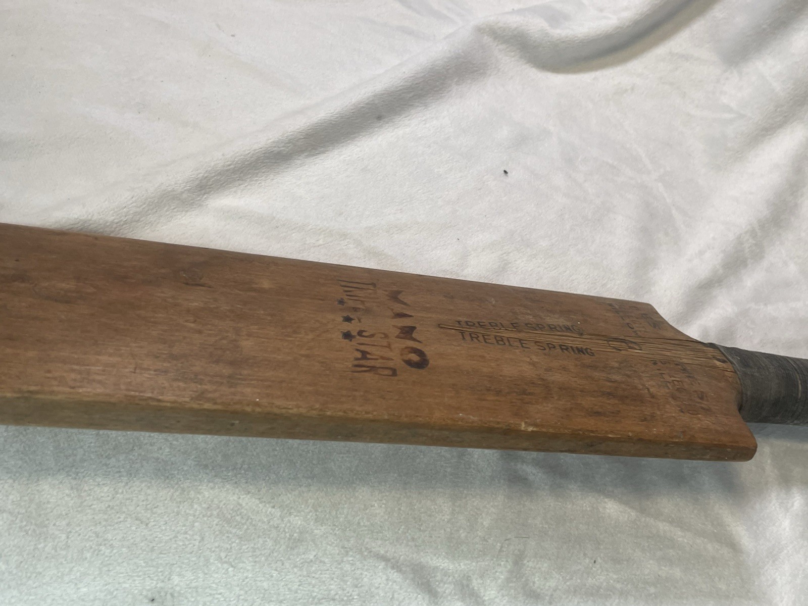 Vintage 1950s MANO Triple Star Willow Cricket Bat – Treble Spring