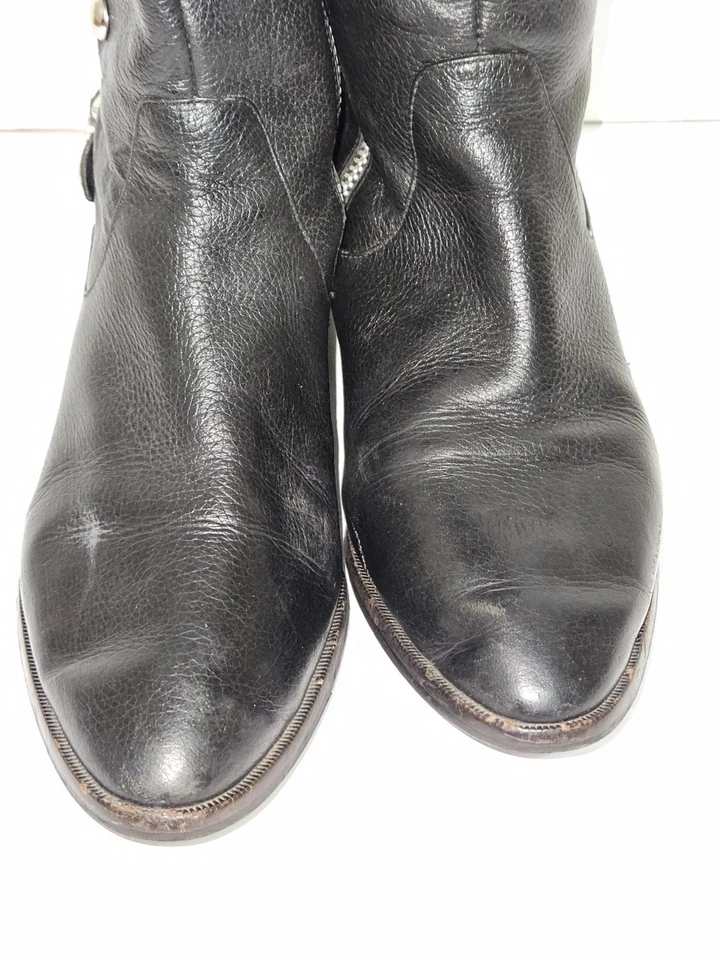 Michael Kors Botas de cuero negras con hebillas y tachuelas plateadas para mujer talla 7 Foto 3 de 4