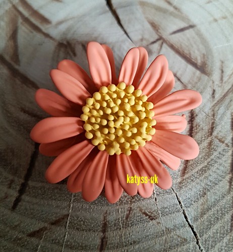 Vintage Look Yellow Green Pink Orange Sunflower Daisy Flower Brooch Pin Gift - Picture 9 of 11