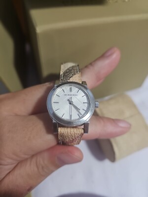 Burberry Checker Ladies Watch BU9222 with Box, Pamphlet and  display picture 1
