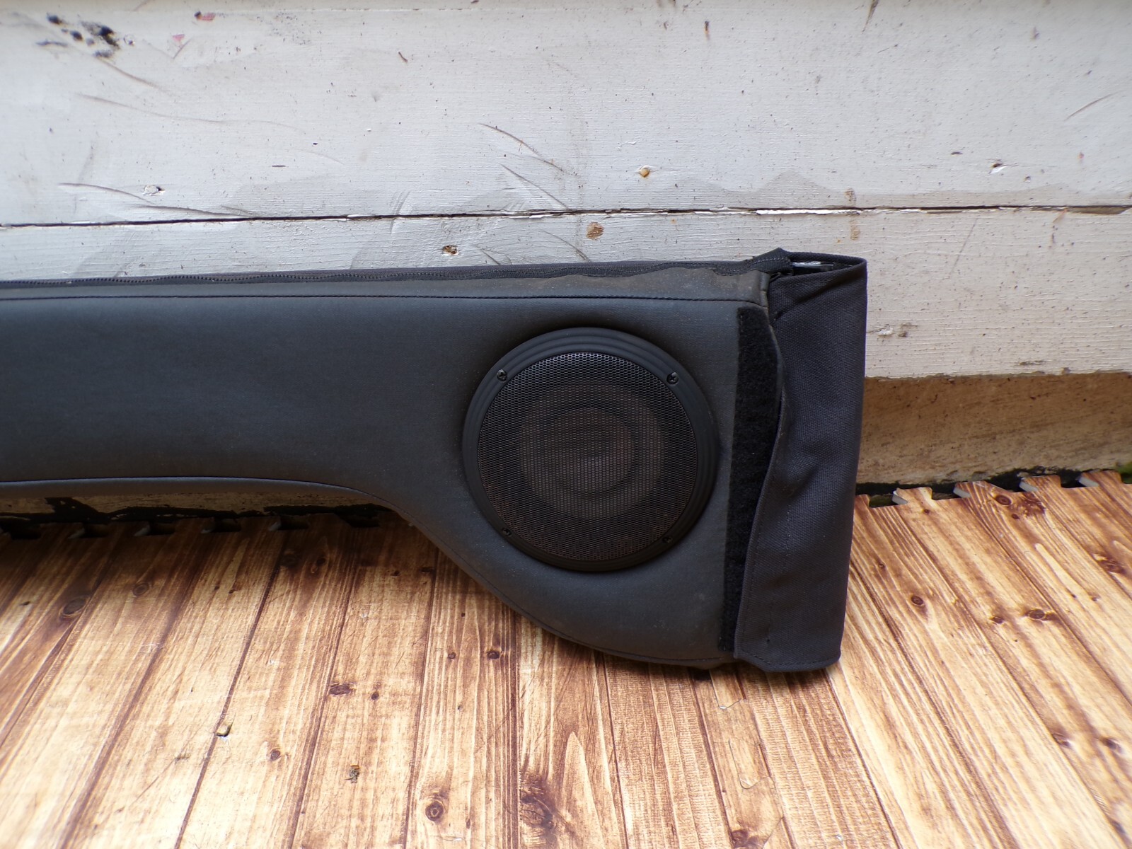 9702 Jeep Wrangler TJ OEM Overhead Speakers Sound Bar Soundbar FREE