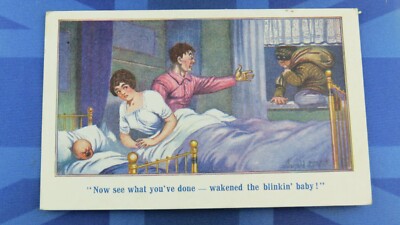 Inter Art Donald McGill Comic Postkarte 1919 Einbrecher SIE HABEN DAS BABY GEWECKT 2555