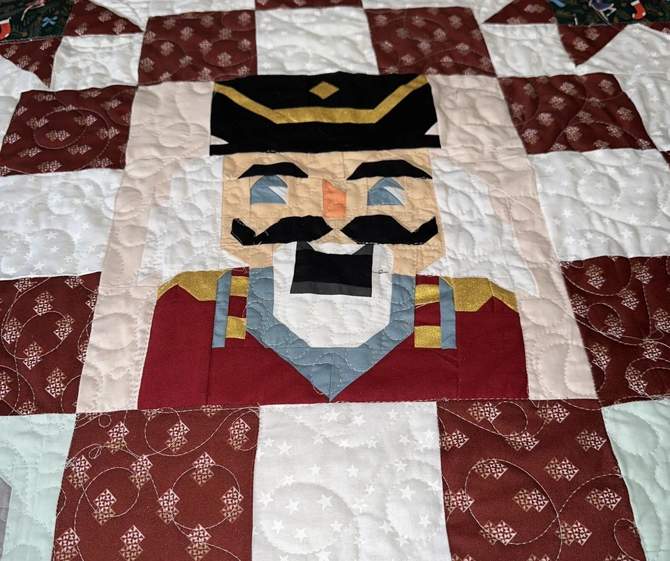 Edredón Navidad Patchwork Cascanueces Talla Queen 100% Algodón Foto 2 de 4