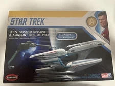 Star Trek U.S.S. Grissom & Klingon Bird-of-Prey Model Kit
