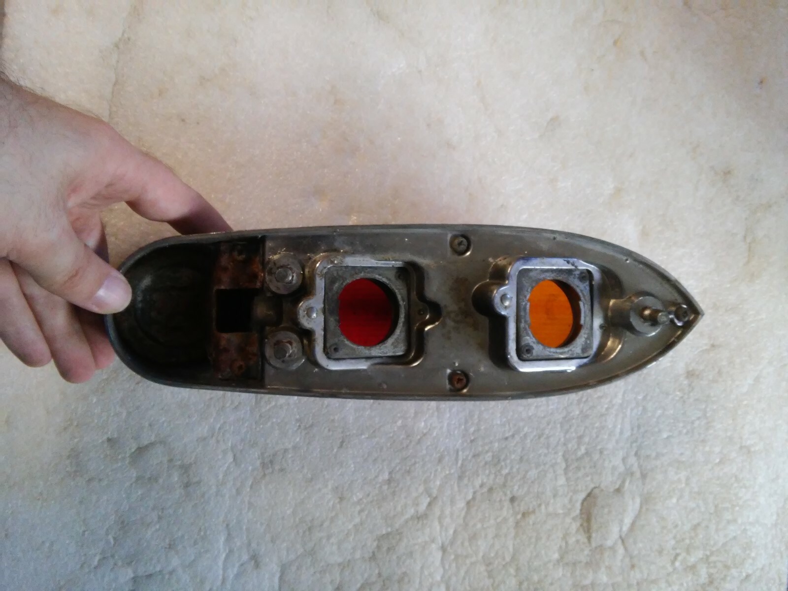 Lucas L687 taillight fits older Jaguar, Daimler & Rolls Royce cars