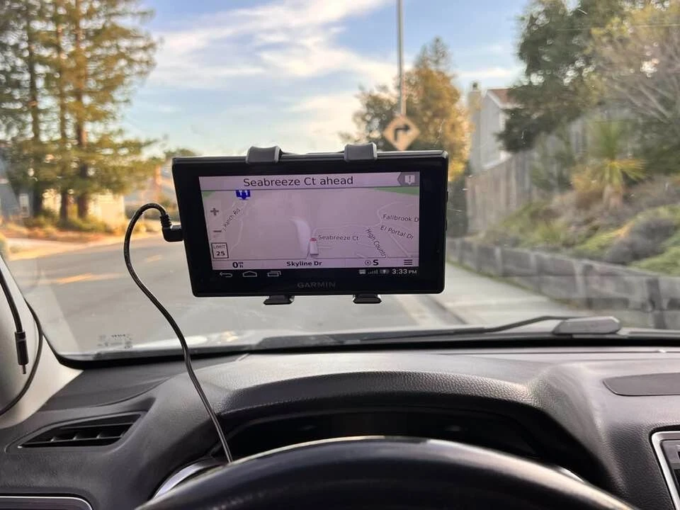 RECEPTOR GPS SEMIRREMOLQUE GARMIN FLOET 670 LM MAPAS DE POR VIDA ACTUALIZADOS A 2026.10 Foto 2 de 4