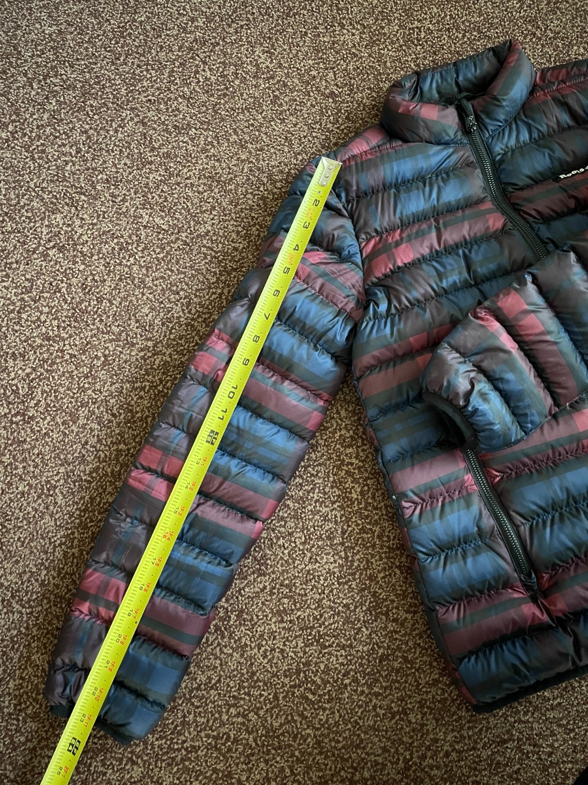 Roots Down Jacket Packable 700 Puffer Lightweight… - image 17