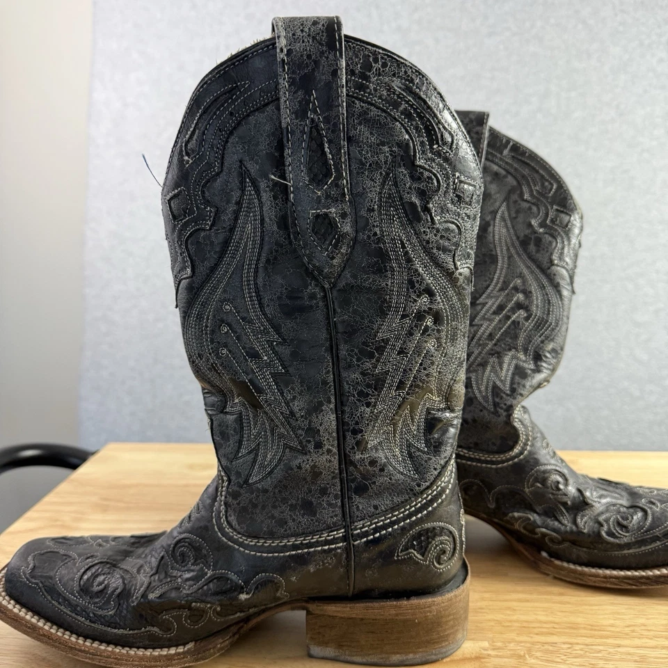 Botas femininas CORRAL couro ocidental preto com incrustação de cobra biqueira quadrada 6.5 - Imagem 4 de 4