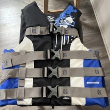 Stearns 5348 Adult SM/MED Flotation Aid Ski Vest Life Jacket Red Coast Guard App