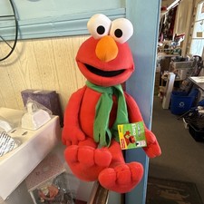 Sesame Stree Elmo Plush Fisher Price