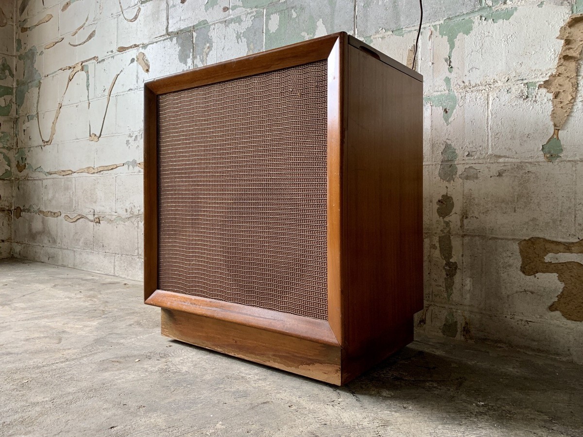 Vintage Mid Century Pilot Radio Corporation Garrard Console Radio