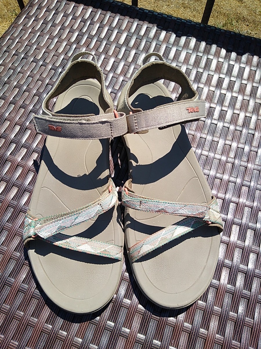 Teva Beige Outdoor Sandals Mens Beige Hiking Sandals | Beige Hurricane Sandals for Men  main image 4