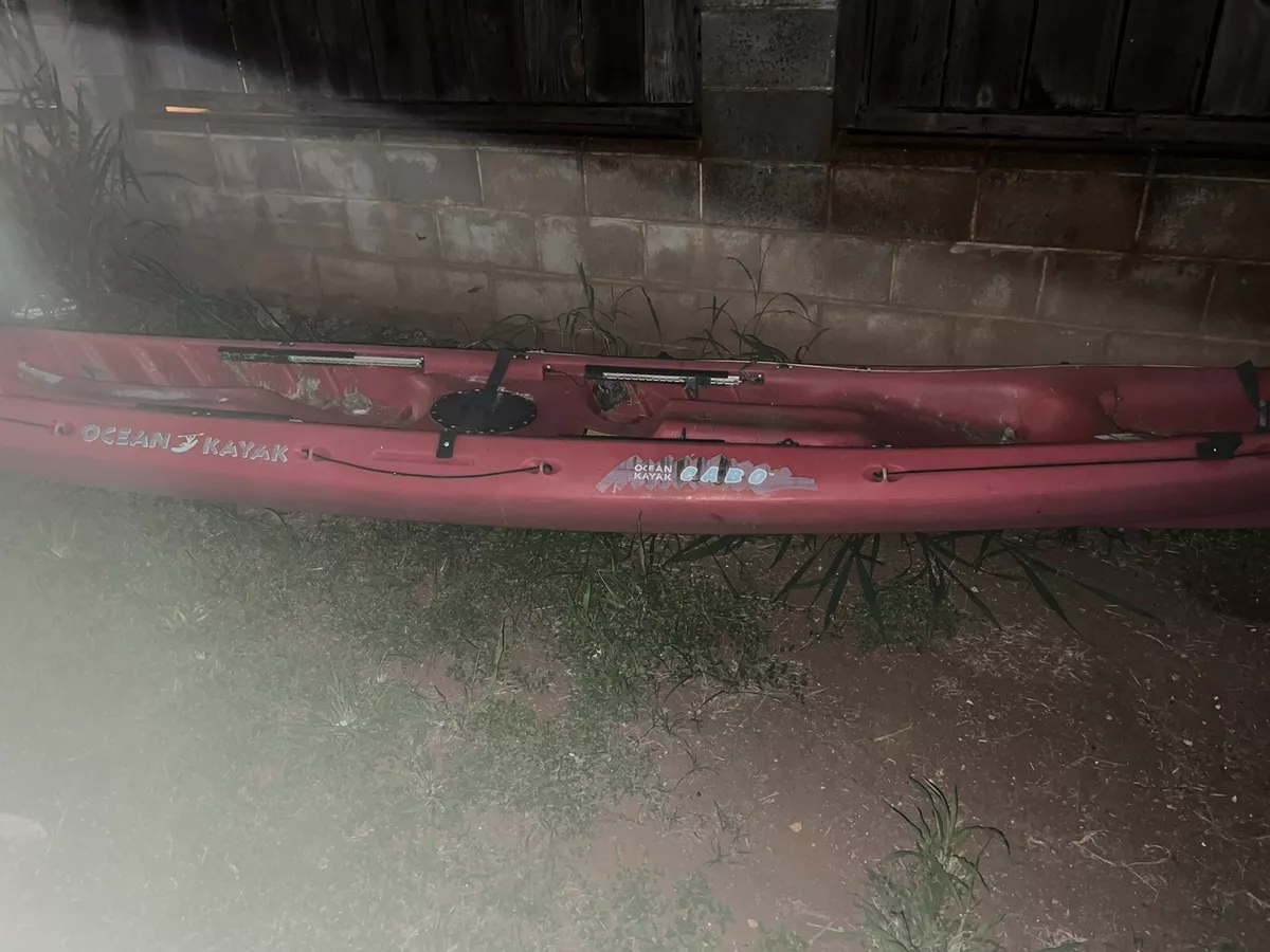 used fishing kayaks for sale Only trying to sell to local Hawaii residents  Oahu