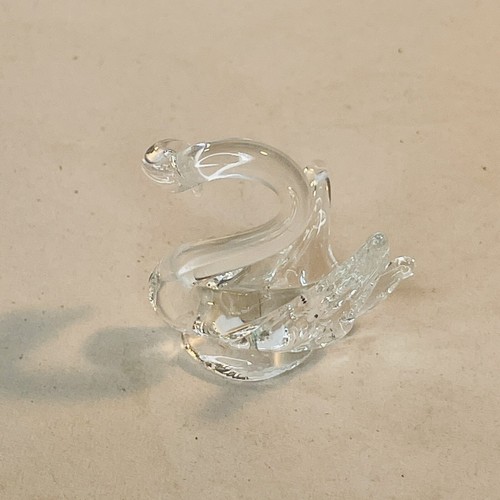 Four Blown Glass Miniature Swan Birds Animals Vintage Collectibles - Picture 8 of 11