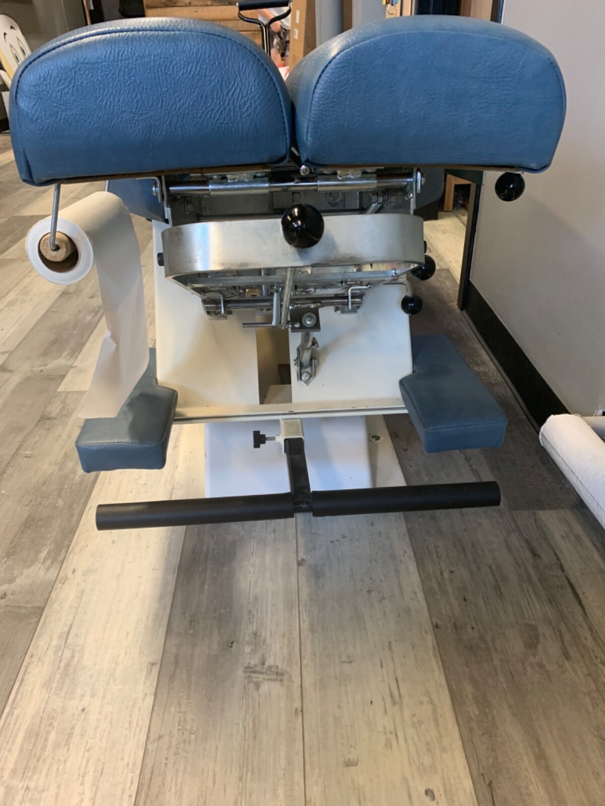chiropractic tables used flexiondistraction eBay